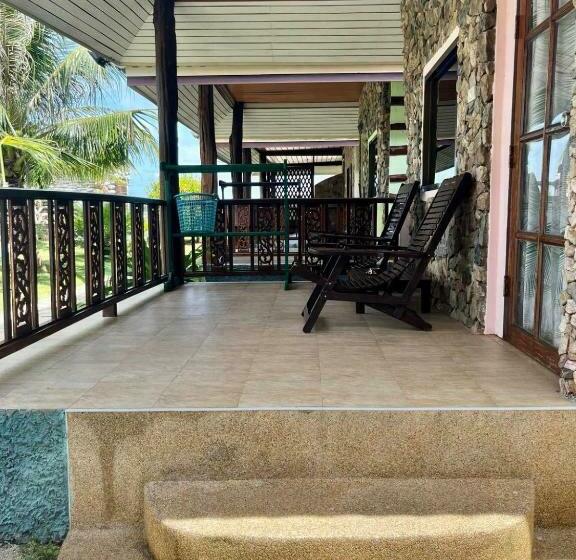 바다 전망 스탠다드 방갈로, First Villa Beach Resort