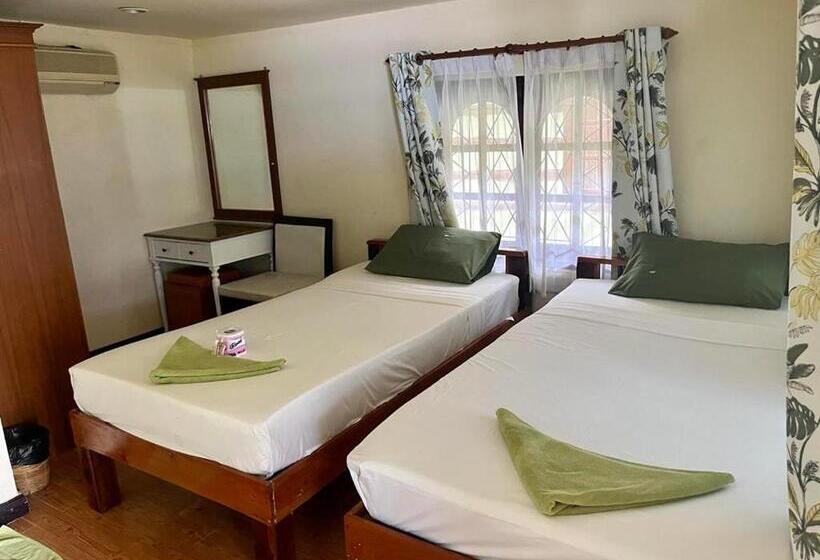 디럭스 룸 측면 바다 전망, First Villa Beach Resort