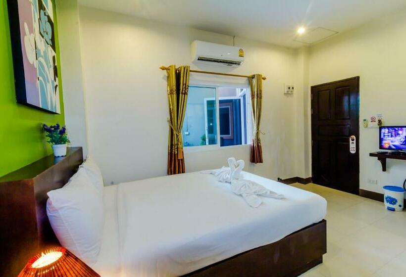 수피리어 룸, Baan Yuyen Karon Guesthouse
