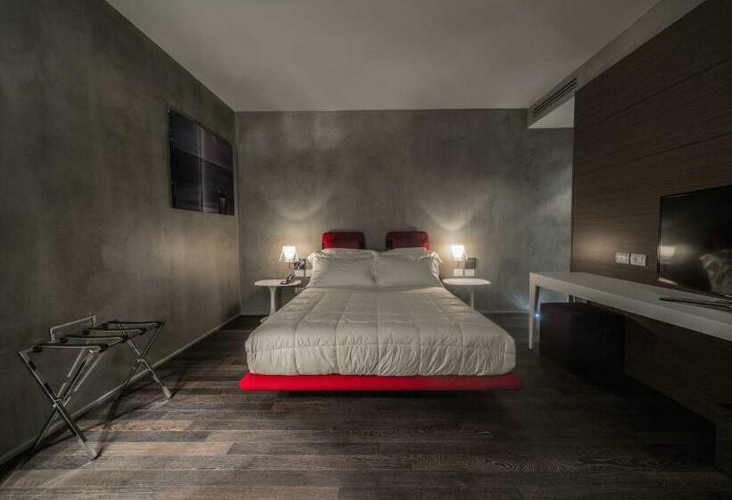 سوییت لوکس, Relais Metelli