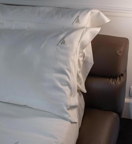 اتاق سوپریور با بالکن, Relais Metelli