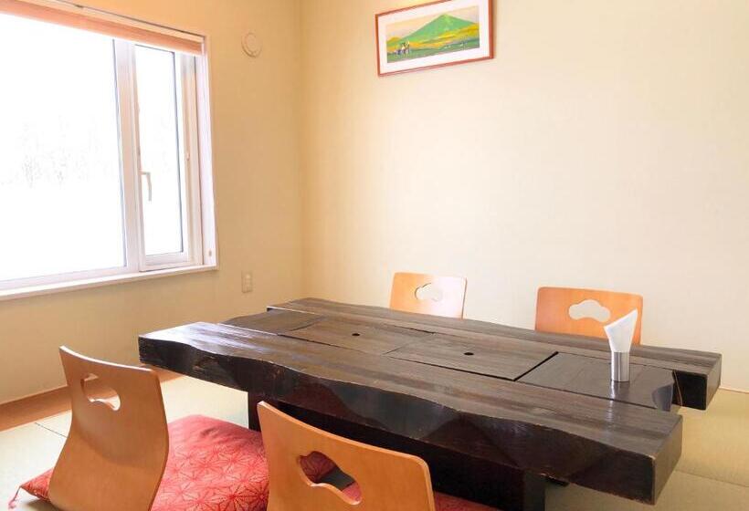 اتاق استاندارد یک نفره, Resort Inn Niseko