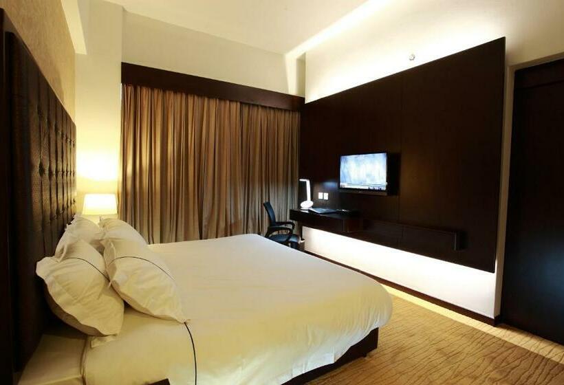 带大床的复式套间, Symphony Suites