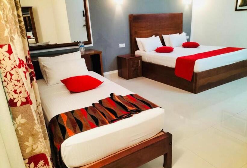 חדר סטנדרט לשלושה, Travellers Nest Kandy