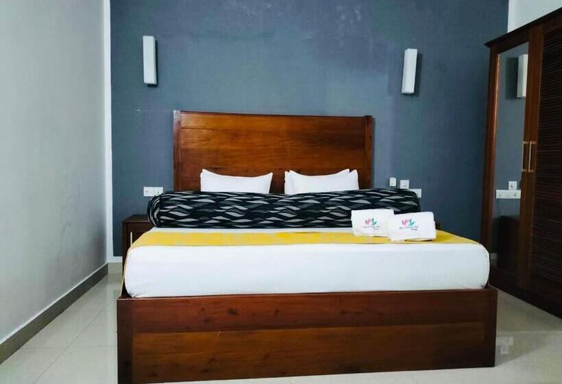 חדר משפחתי דלוקס, Travellers Nest Kandy