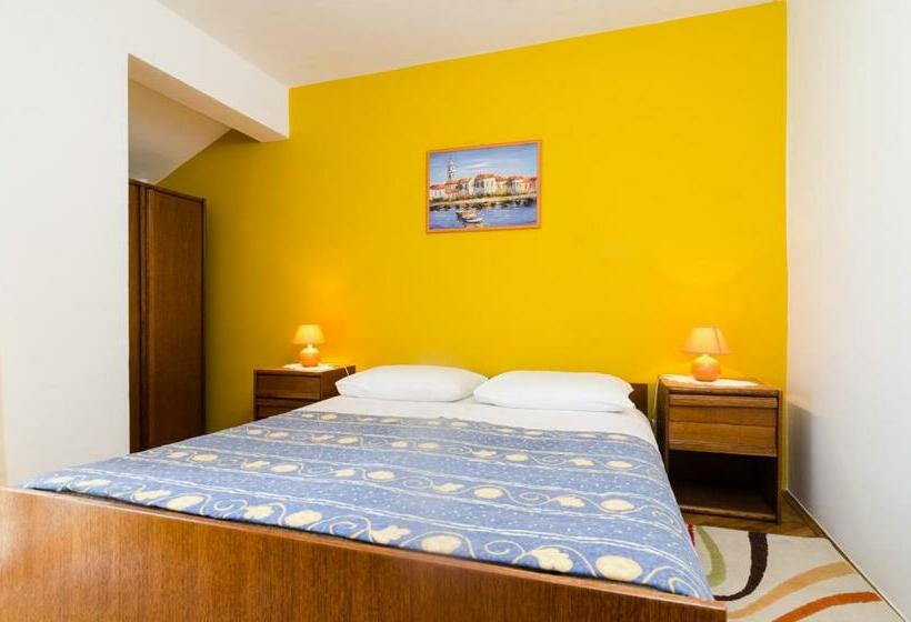 Quarto Estandar Vista Mar com Sacada, Guesthouse Moretić