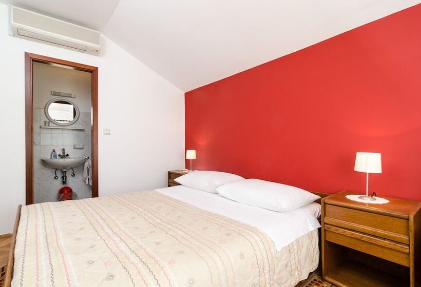 Quarto Estandar Vista Jardim, Guesthouse Moretić