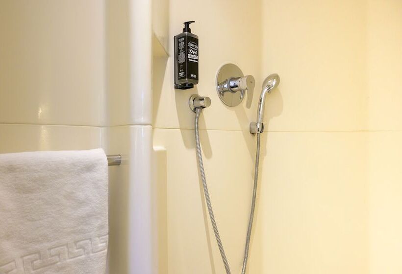 Номер Стандарт, B&B HOTEL Chateauroux A20 l'occitane