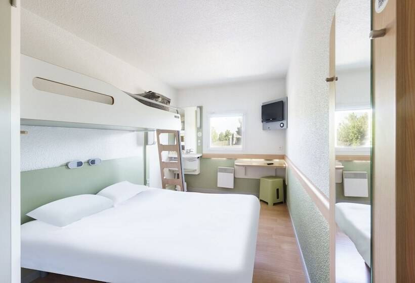 Номер Стандарт Трехместный, B&B HOTEL Chateauroux A20 l'occitane