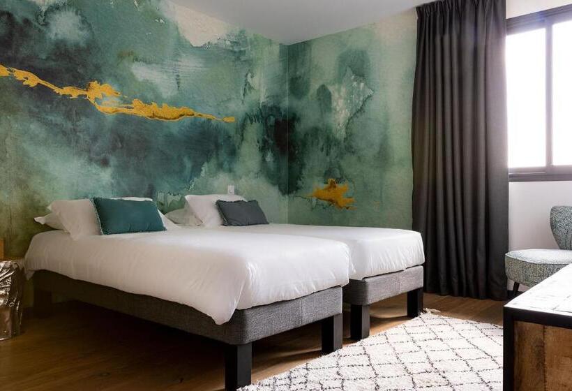 ویلای یک اتاق خوابه با استخر شنا, Residence Casarina