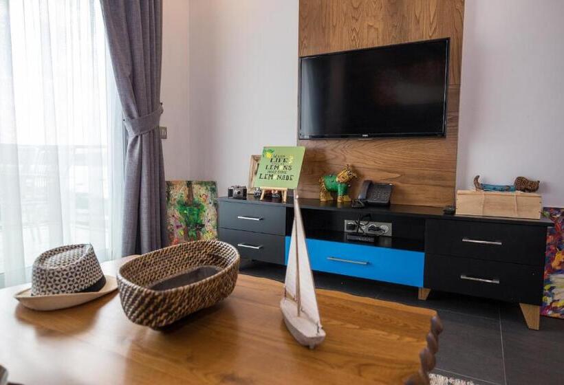 Апартаменты 2 Спальни Вид на Море, Degirmenburnu Residence