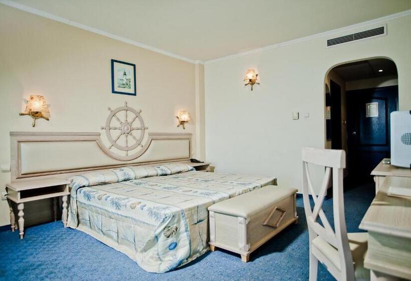Quarto Estandar Vista Mar, Chaika Beach Resort