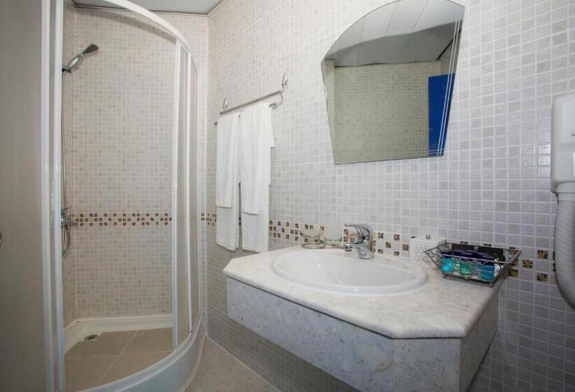 Quarto Dúplex, Chaika Beach Resort
