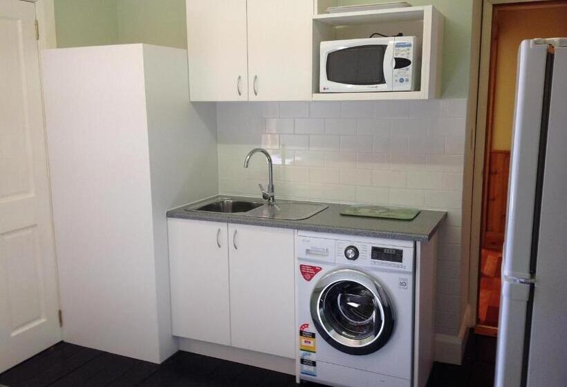 Апартаменты 2 Спальни, Donalea Bed And Breakfast & Riverview Apartment