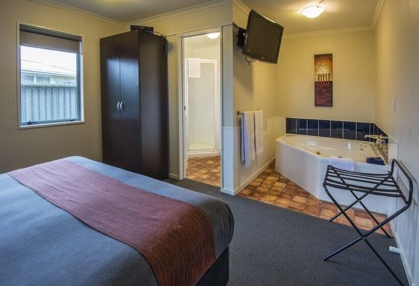 Президентский Люкс, Gateway Motor Inn