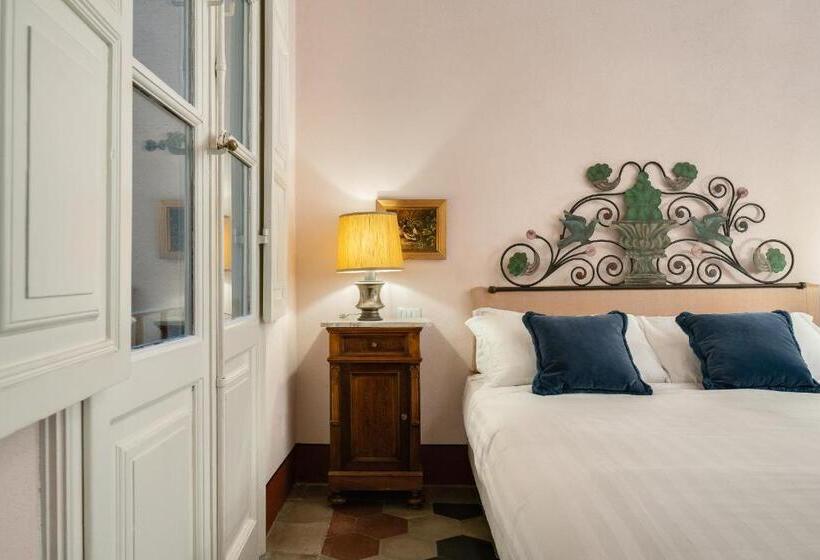 غرفة قياسية سرير كينج, Bellezza Suites