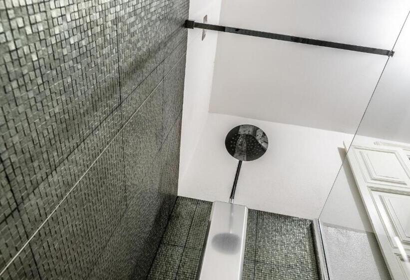 غرفة قياسية, Bellezza Suites