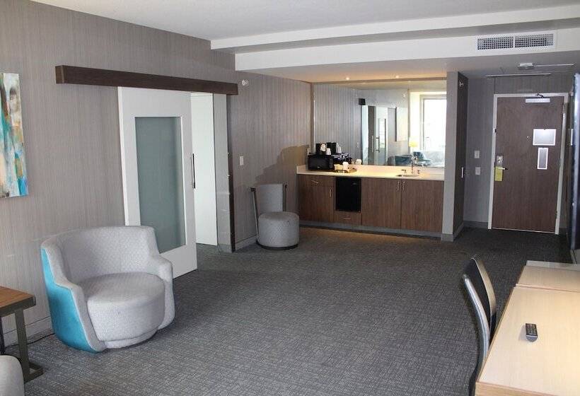 Люкс, Courtyard By Marriott Muncie At Horizon Convention Center