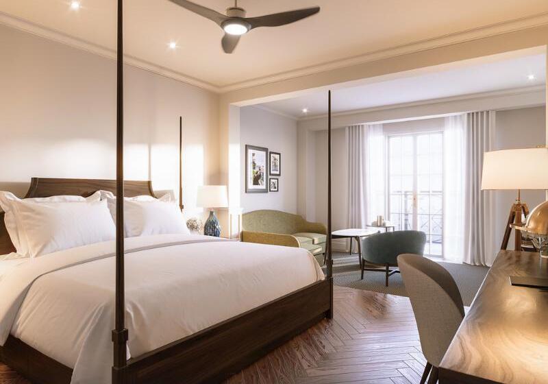 Quarto Estandar, Gracery Naha