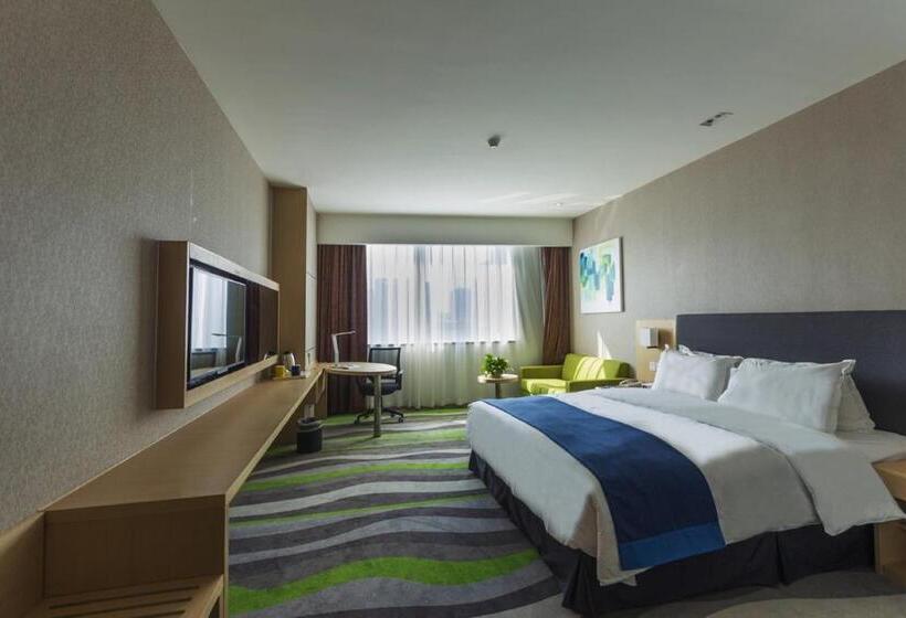 Номер Стандарт Кровать Кинг Адаптированный для Инвалидов, Holiday Inn Express Jinan High Tech Zone, An Ihg