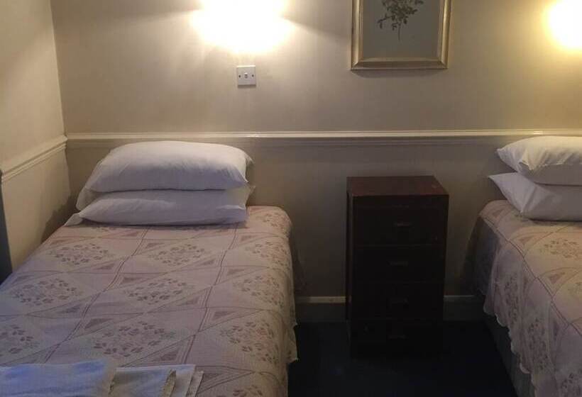 Номер Стандарт, Colnbrook Lodge Guest House