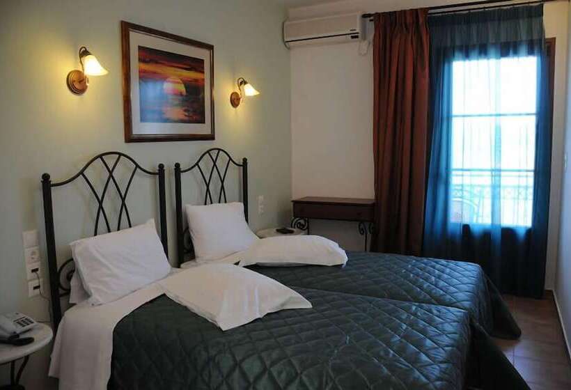اتاق استاندارد, Skiathos Island Suites