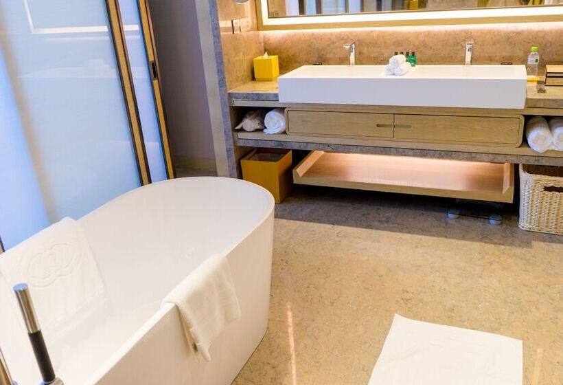 Номер Deluxe, Sofitel Sanya Leeman Resort