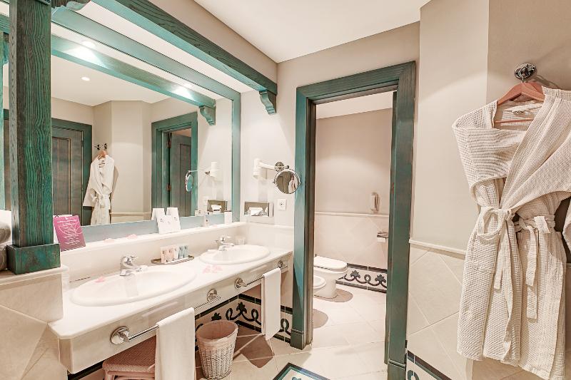 Номер Superior Вид на Сад, Sofitel Sanya Leeman Resort