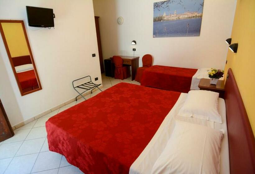 غرفة قياسية ثلاثية, Abbazia Bed & Breakfast