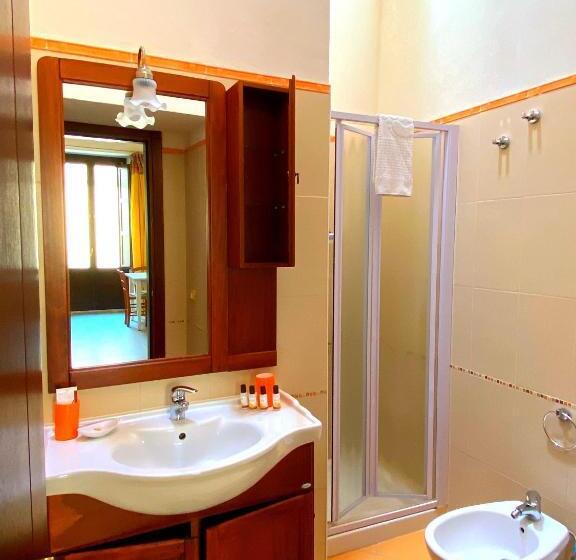 Пятиместный Стандартный Номер, Morfeo Charming Rooms & Relax