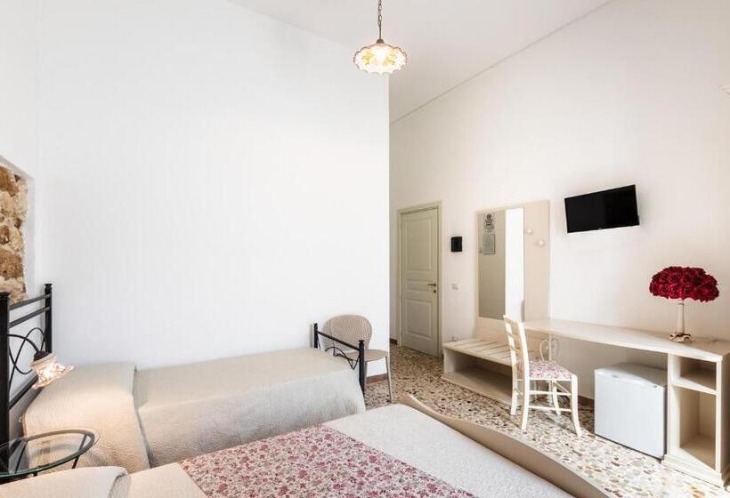 标准三人间, Morfeo Charming Rooms & Relax