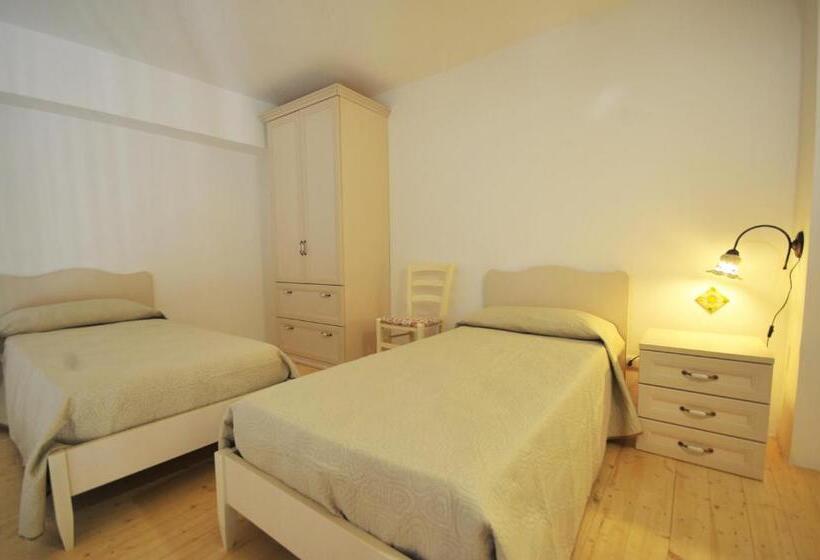 ファミリールーム, Morfeo Charming Rooms & Relax