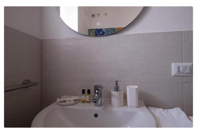 标准间带游泳池, Morfeo Charming Rooms & Relax