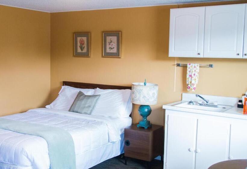 Номер Стандарт, Clarence Inn Extended Stay