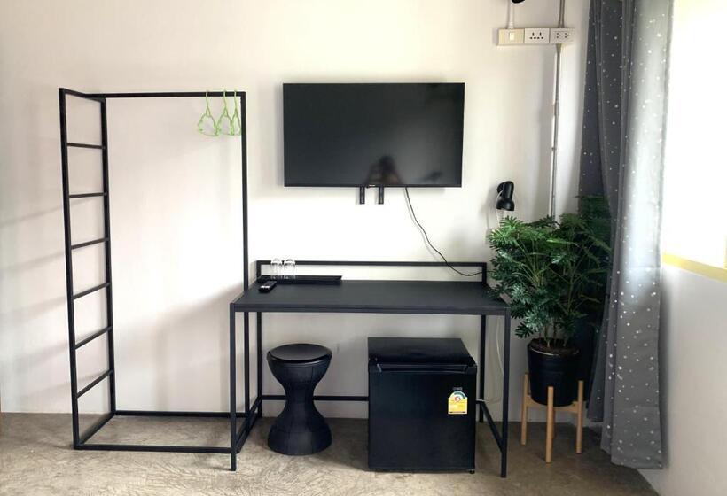 اتاق استاندارد, Sleep Sheep Phuket Hostel Sha