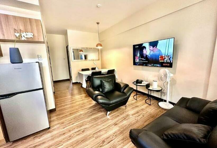 سوییت با چشم‌انداز کوه, Two Suite At Bristle Ridge   Baguio City 2br