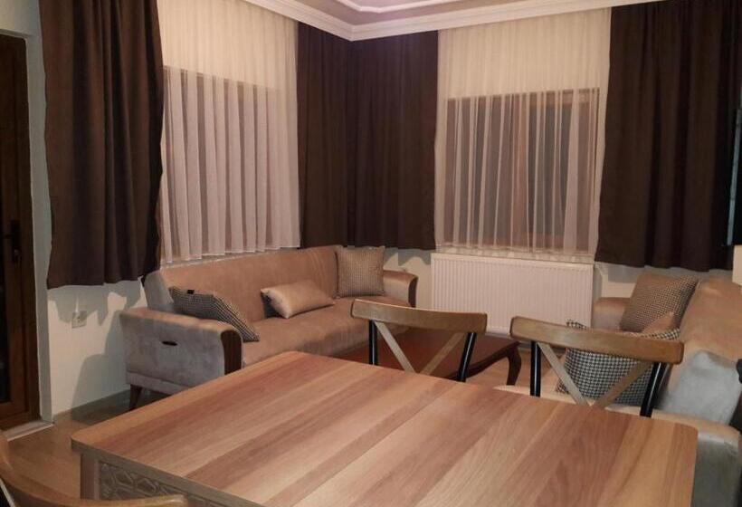 Apartamento 1 Dormitório com Vistas, Salegan Apart