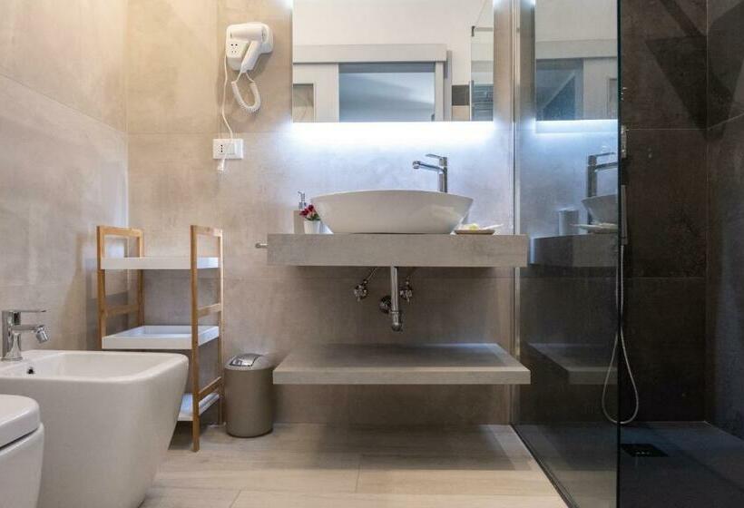 اتاق لوکس, Vele D Otranto B&b