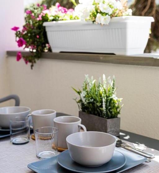 اتاق لوکس با بالکن, Vele D Otranto B&b