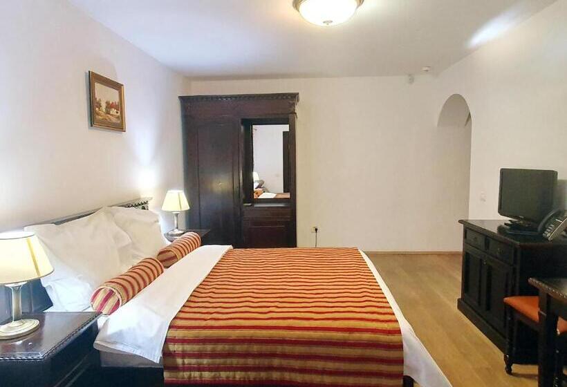 سوییت جونیور, Vila Leonida   Resort Leonida