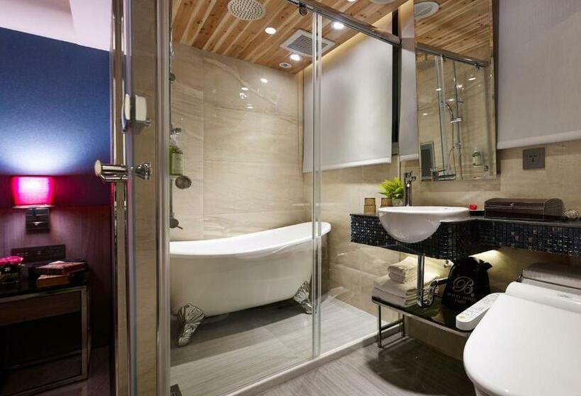 اتاق استاندارد سه نفره, Beauty Hotels Taipei   Hotel Bfun