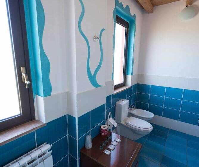 Номер Стандарт Трехместный, La Casa Rossa Country House