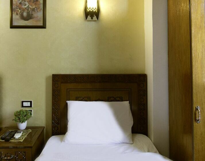 اتاق استاندارد یک نفره, Minerva Grand Hostel Cairo