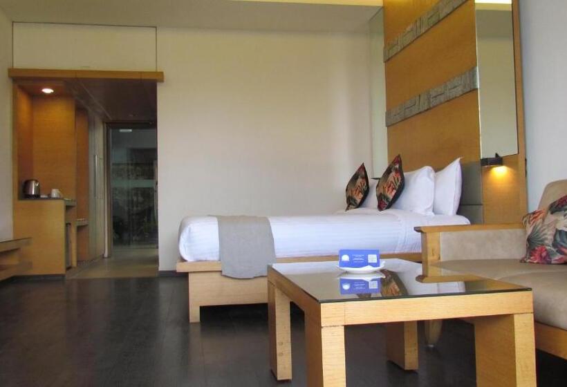 Номер Стандарт Вид на Озеро, Mountain Retreat Kodai