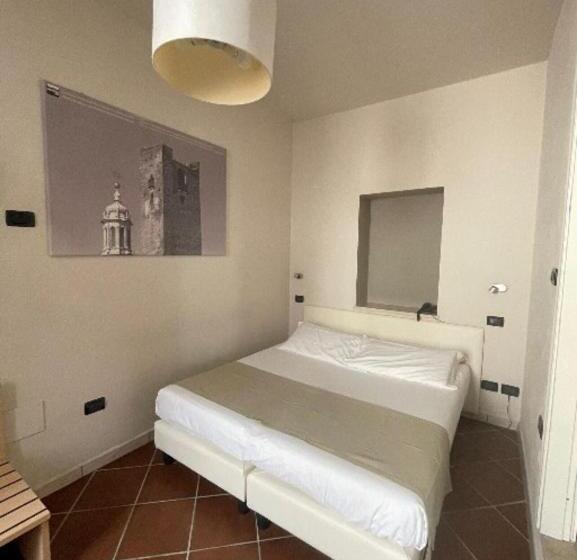 اتاق استاندارد سه نفره, Residenza Accademia