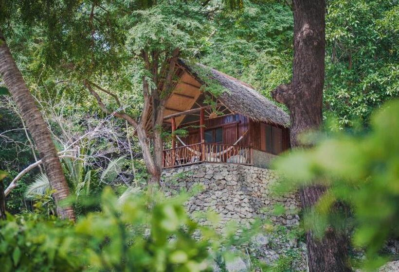 Quarto Estandar Vista Mar, Sangat Island Dive Resort