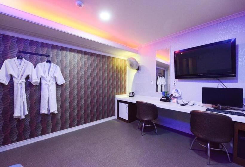 Номер Deluxe, Top Motel Busan