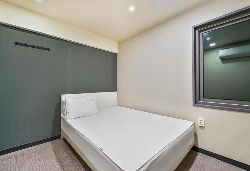 Номер Стандарт, Top Motel Busan