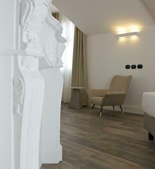 سوئیت با چشم‌انداز, Al Campanile   Luxury Suites & Apartments