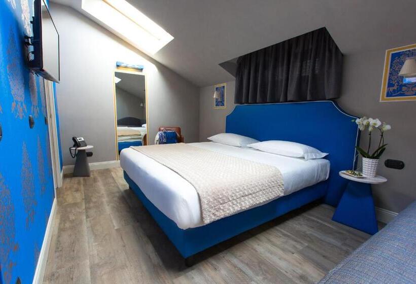 اتاق کلاسیک سه تخته, Al Campanile   Luxury Suites & Apartments
